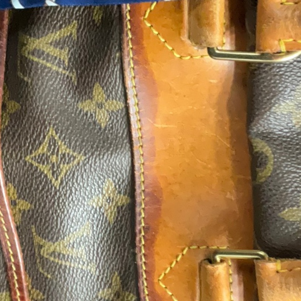 Use Luxe Louis Vuitton  bag water spotted minor scratches final sale - Picture 2 of 3